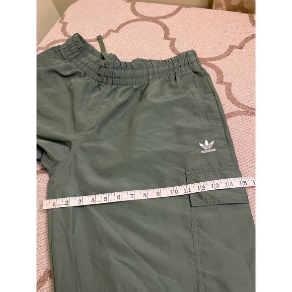 Adidas Originals Adicolor 3-Stripes cargo wide leg drawstring hem pants, size XL - Picture 14 of 16